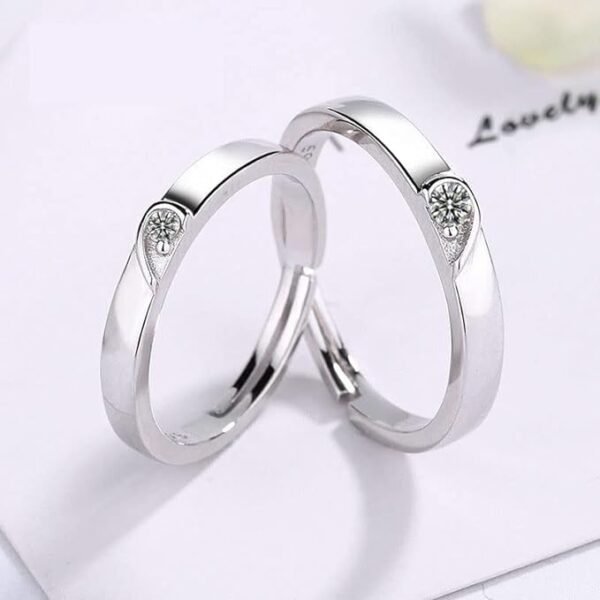 Eternity Love Heart-shaped Couple Rings Front Side